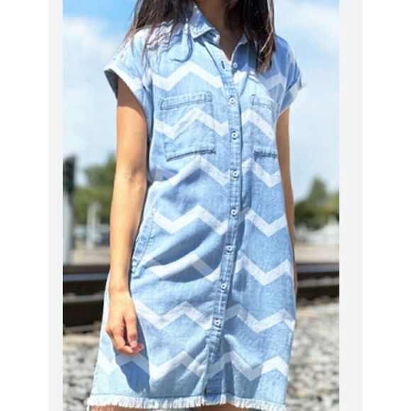 Billy T Lila Shirtdress Womens Denim Chevron Button Front Blue Dress Small - Picture 2 of 12